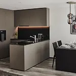 Three Point Curych