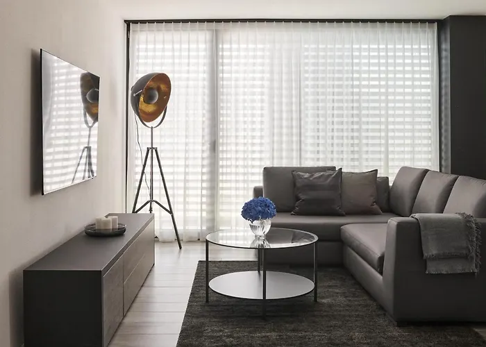 Three Point Цюрих